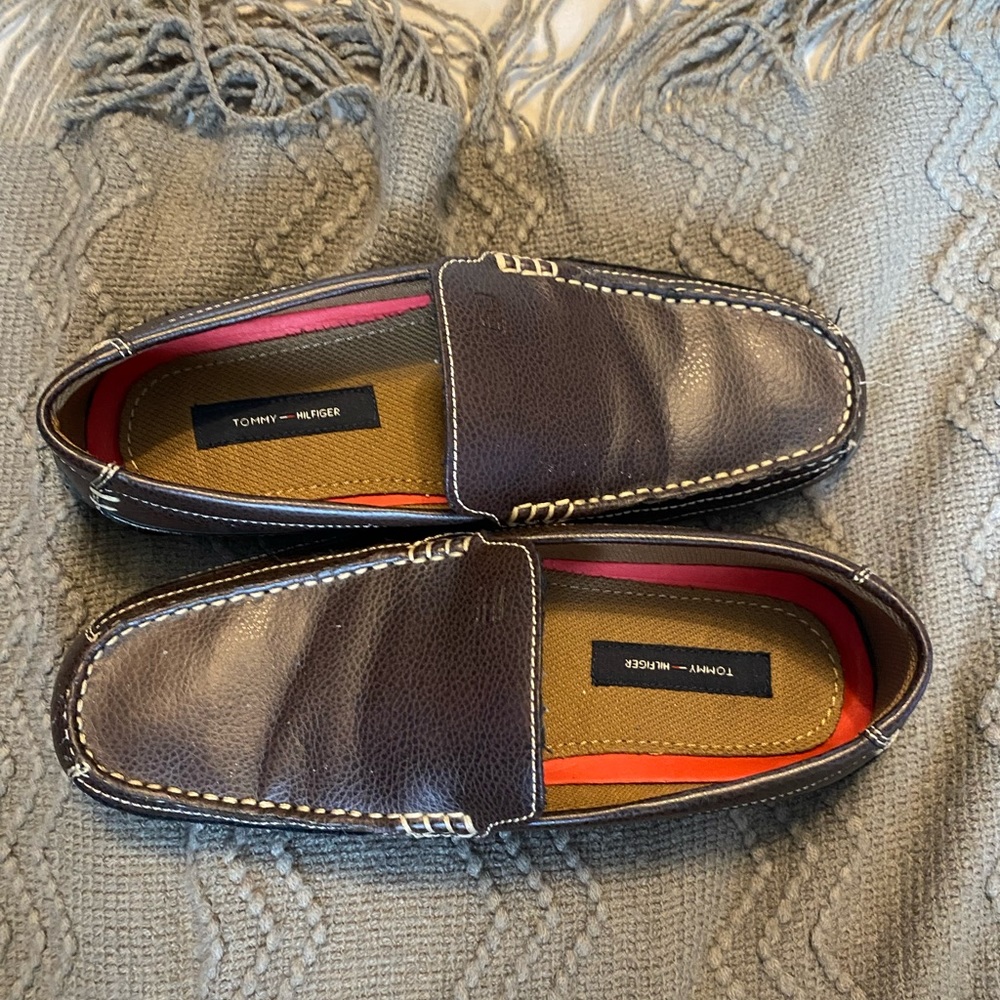 Tommy Hilfiger driving loafers - Picture 3 of 6